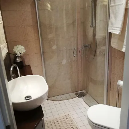Pikk 5 * Pärnu